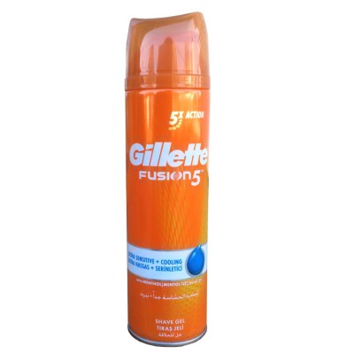 Gillette Fusion5 Ultra sensitive cooling gel na holení 200 ml